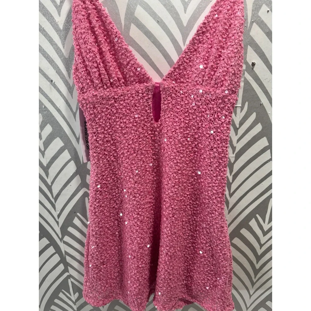 SOLD Princess Polly Pink Sequin Mini Dress V-Neck Keyhole Cutout Party US 6 - Picture 6 of 7